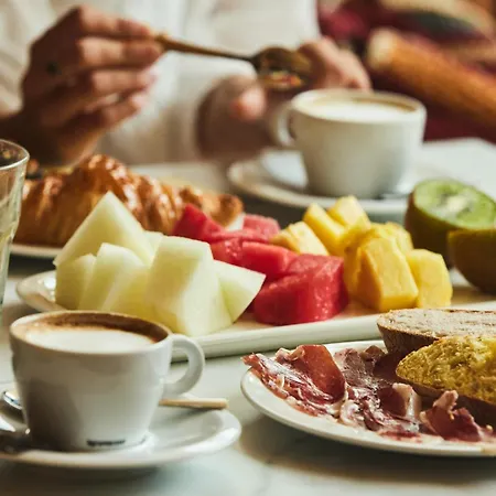 Leonardo Boutique 2*