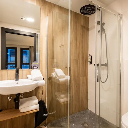 فندق Leonardo Boutique 2*