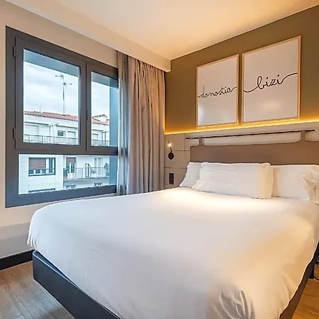 Leonardo Boutique Hotel 2*