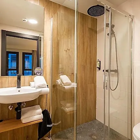 Hotel Leonardo Boutique