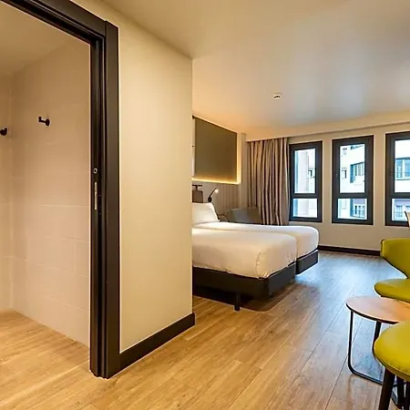 Hotel Leonardo Boutique