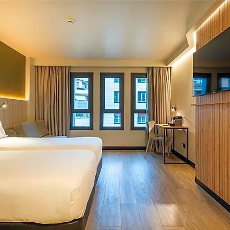 Hotel Leonardo Boutique 2*